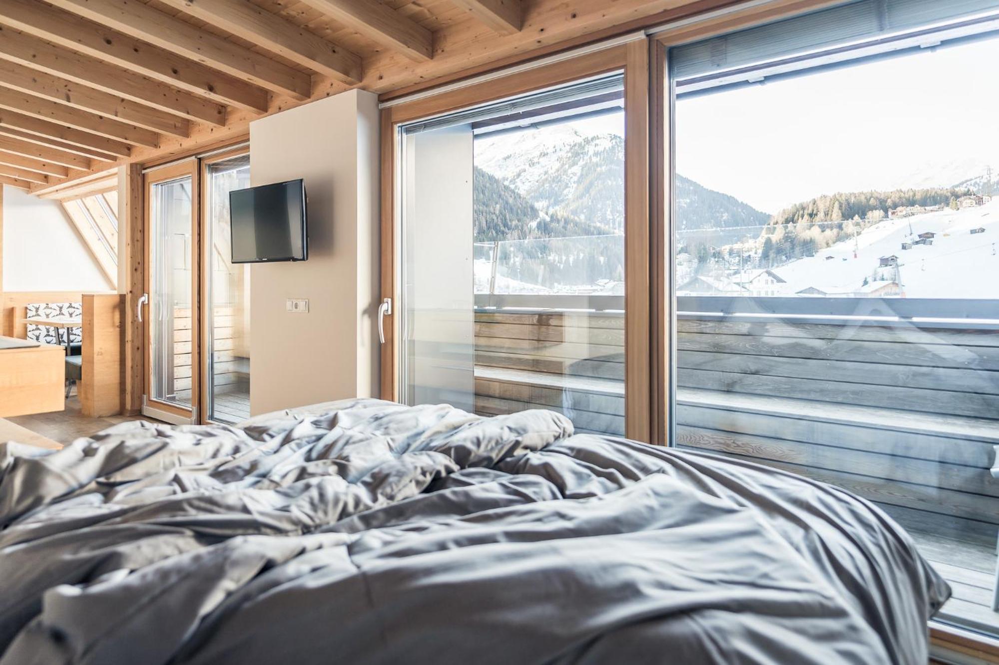 Haus Am Fang Bed & Breakfast Sankt Anton am Arlberg Exterior photo